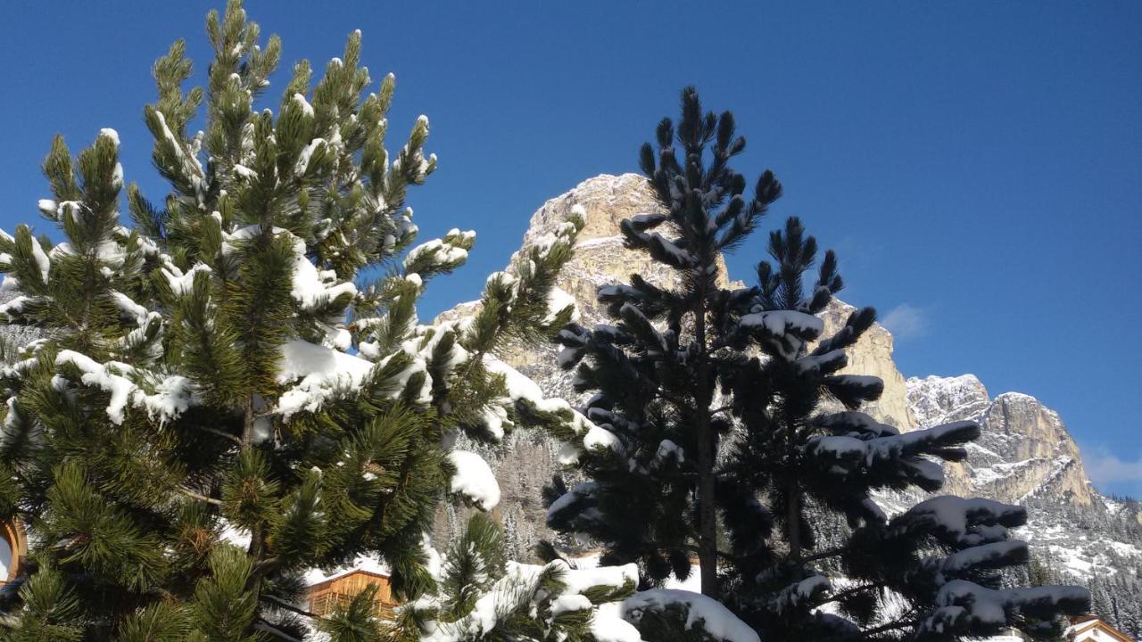 Garni Gabrieli Panzió Corvara In Badia Kültér fotó