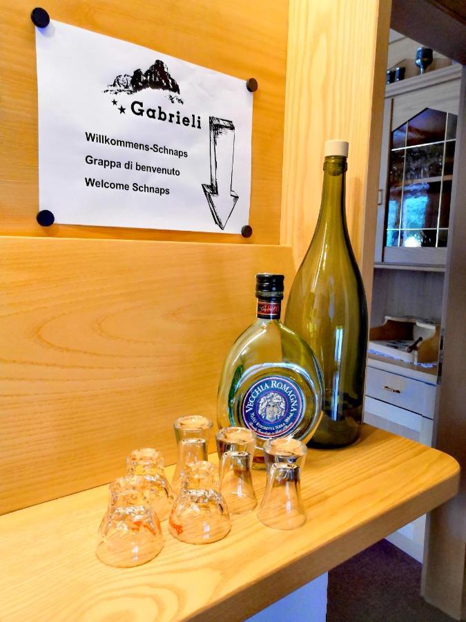 Garni Gabrieli Panzió Corvara In Badia Kültér fotó