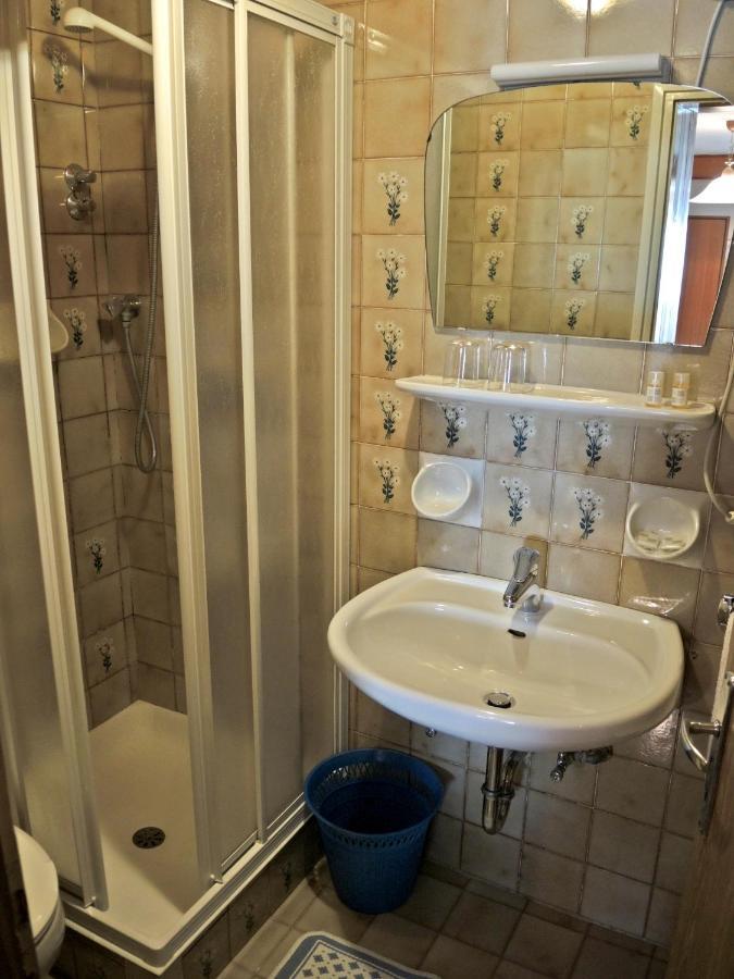 Garni Gabrieli Panzió Corvara In Badia Szoba fotó